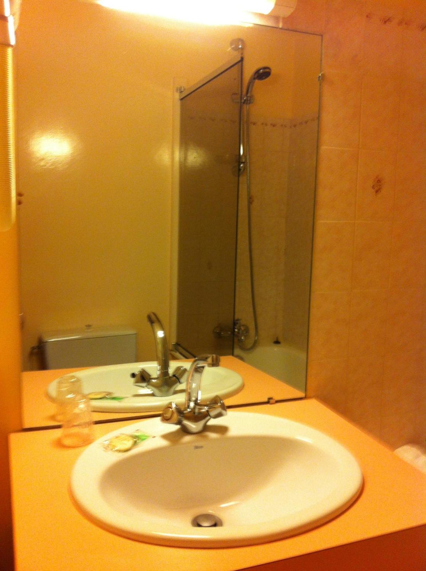 Les Pastels Hotel La Roche-sur-Yon Phòng bức ảnh
